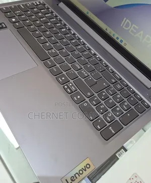 New Laptop Lenovo 16GB AMD Ryzen 5 SSD 512GB