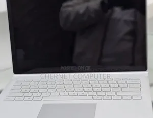 New Laptop Microsoft Surface Book 3 16GB Intel Core I7 SSD 256GB