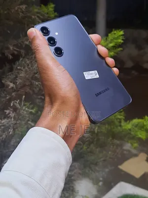 Photo - Samsung Galaxy S24 256 GB Black