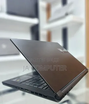 New Laptop MSI GS66 Stealth 10SGS 16GB Intel Core I7 SSD 1T