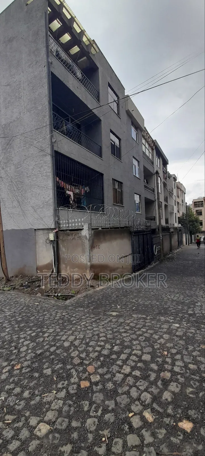 7bdrm House in Haile Garment, Nifas Silk-Lafto for sale