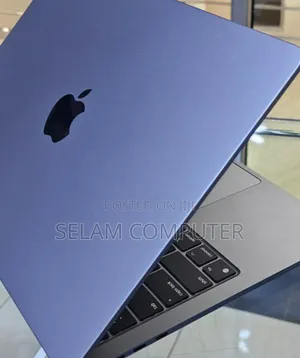 Photo - New Laptop Apple MacBook Air 2022 M2 8GB Apple M2 SSD 512GB