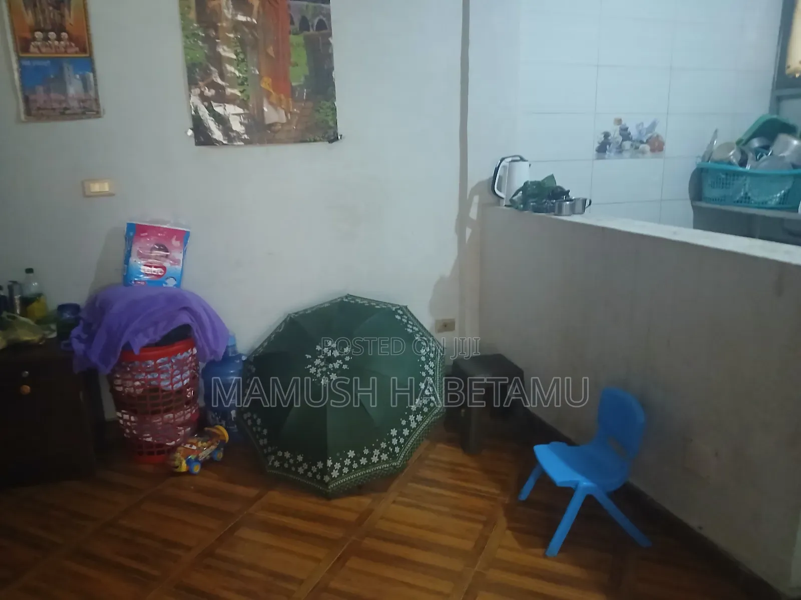 Furnished 5bdrm Maisonette in አዲስአበባ, Nifas Silk-Lafto for sale