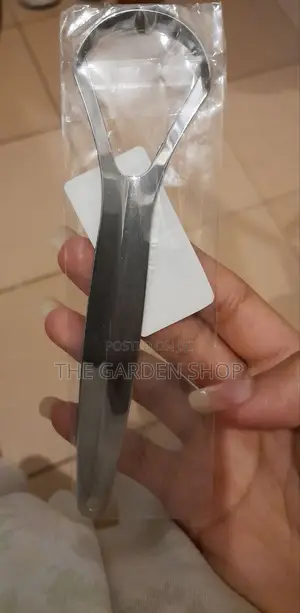 Photo - Stainless Steel Tongue Scraper
