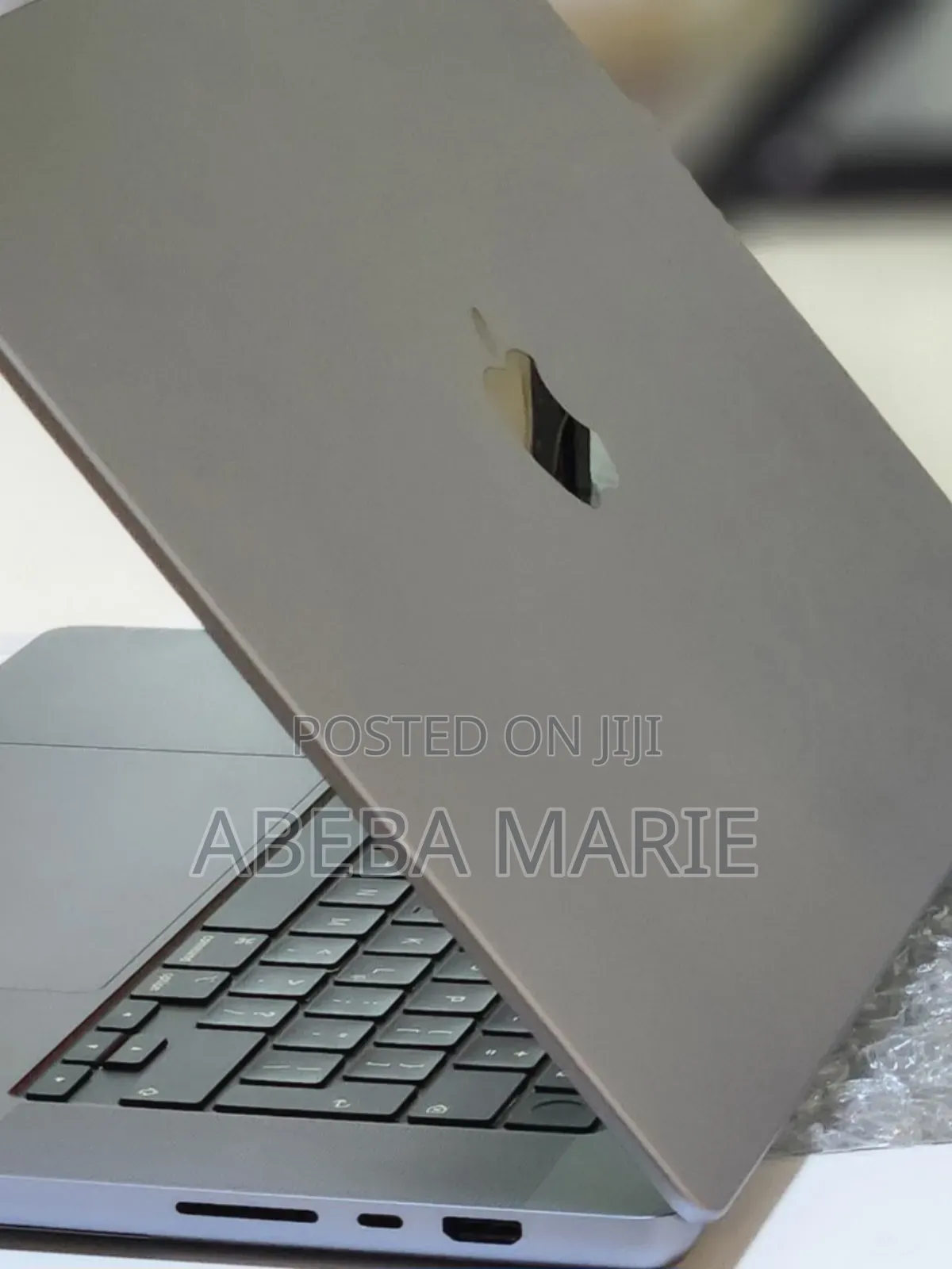 New Laptop Apple MacBook Pro 2021 M1 32GB Apple M1 Pro SSD 512GB