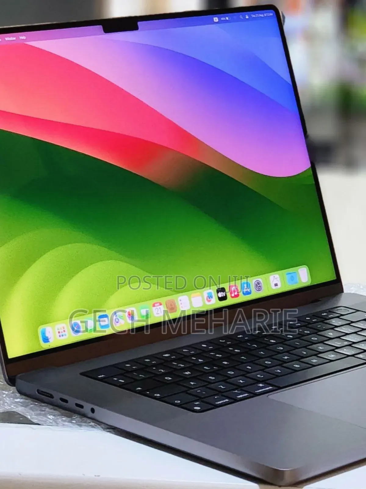 New Laptop Apple MacBook Pro M1 32GB Apple M1 Max SSD 512GB