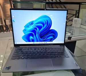 New Laptop Lenovo ThinkPad 13 16GB Intel Core I7 SSD 512GB