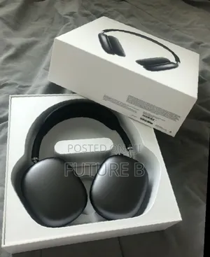 Photo - Apple Airpod Max Headset Rich, Immersive Soundstage