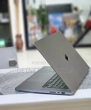 New Laptop Apple MacBook Pro 2021 M1 32GB Apple M1 Max SSD 512GB