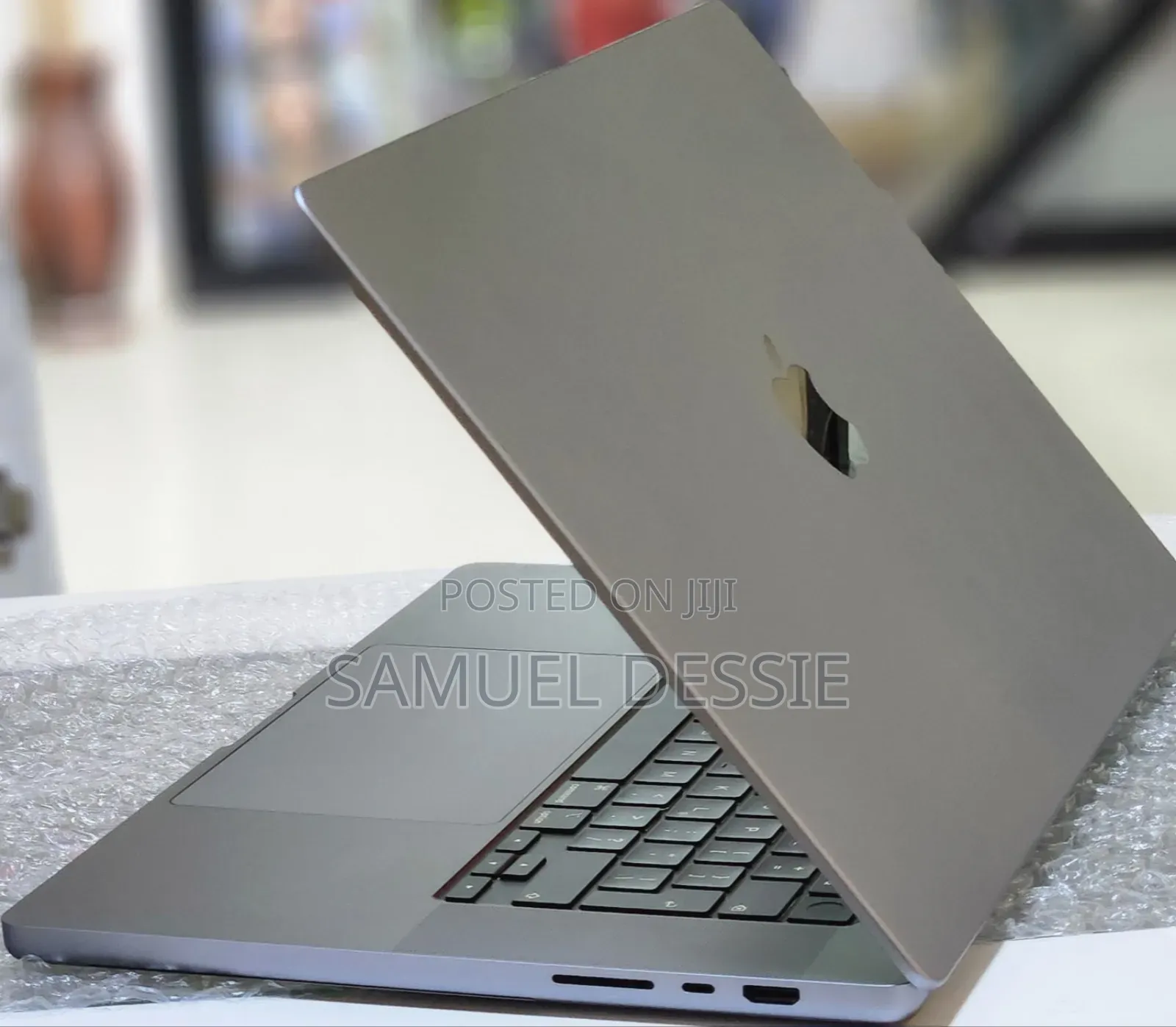 New Laptop Apple MacBook Pro 2021 M1 32GB Apple M1 SSD 512GB