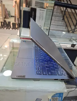 New Laptop Lenovo ThinkBook 13 16GB Intel Core i7 SSD 512GB