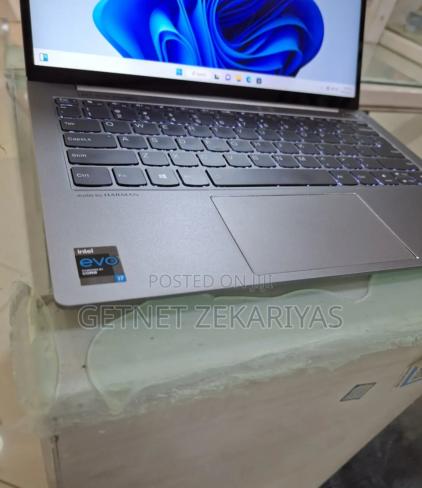 New Laptop Lenovo ThinkBook 13 16GB Intel Core i7 SSD 512GB