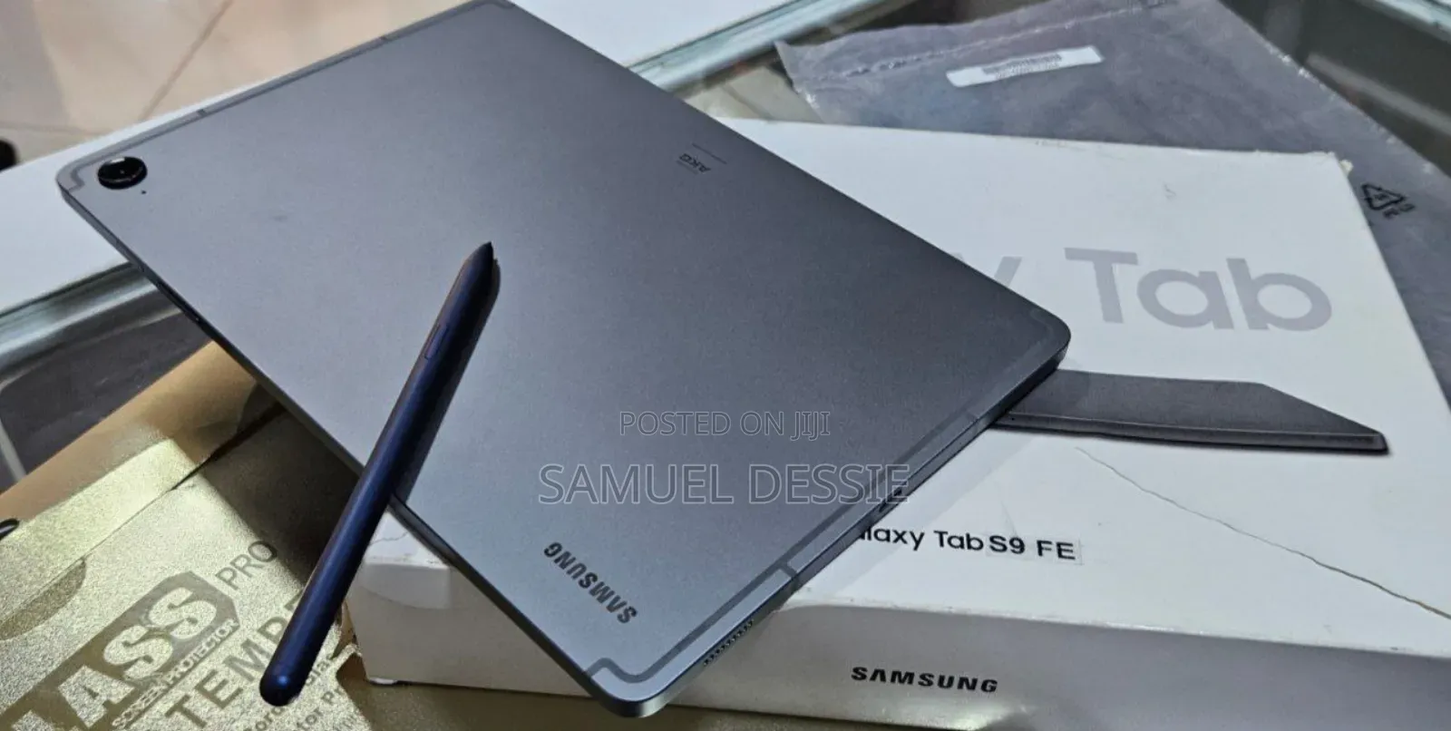 New Laptop Samsung 6GB SSD 128GB
