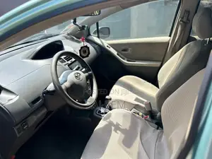 Toyota Yaris 2003 Blue