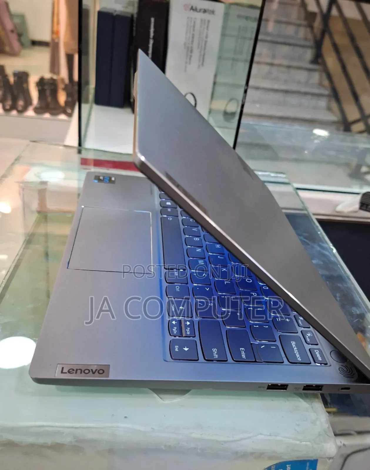 New Laptop Lenovo ThinkBook 13 16GB Intel Core I7 SSD 512GB