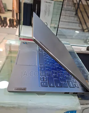 New Laptop Lenovo ThinkBook 13 16GB Intel Core I7 SSD 512GB