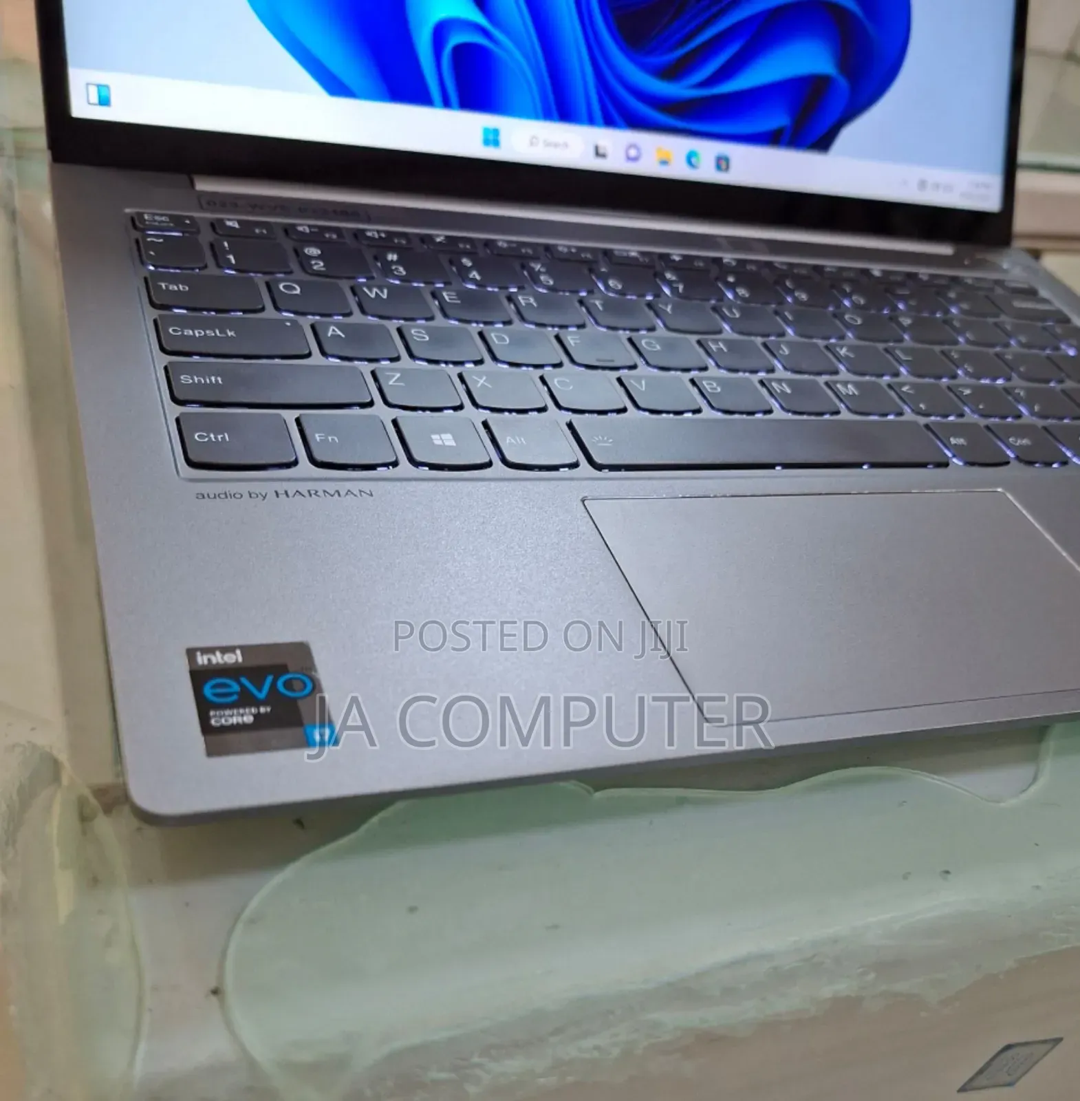 New Laptop Lenovo ThinkBook 13 16GB Intel Core I7 SSD 512GB