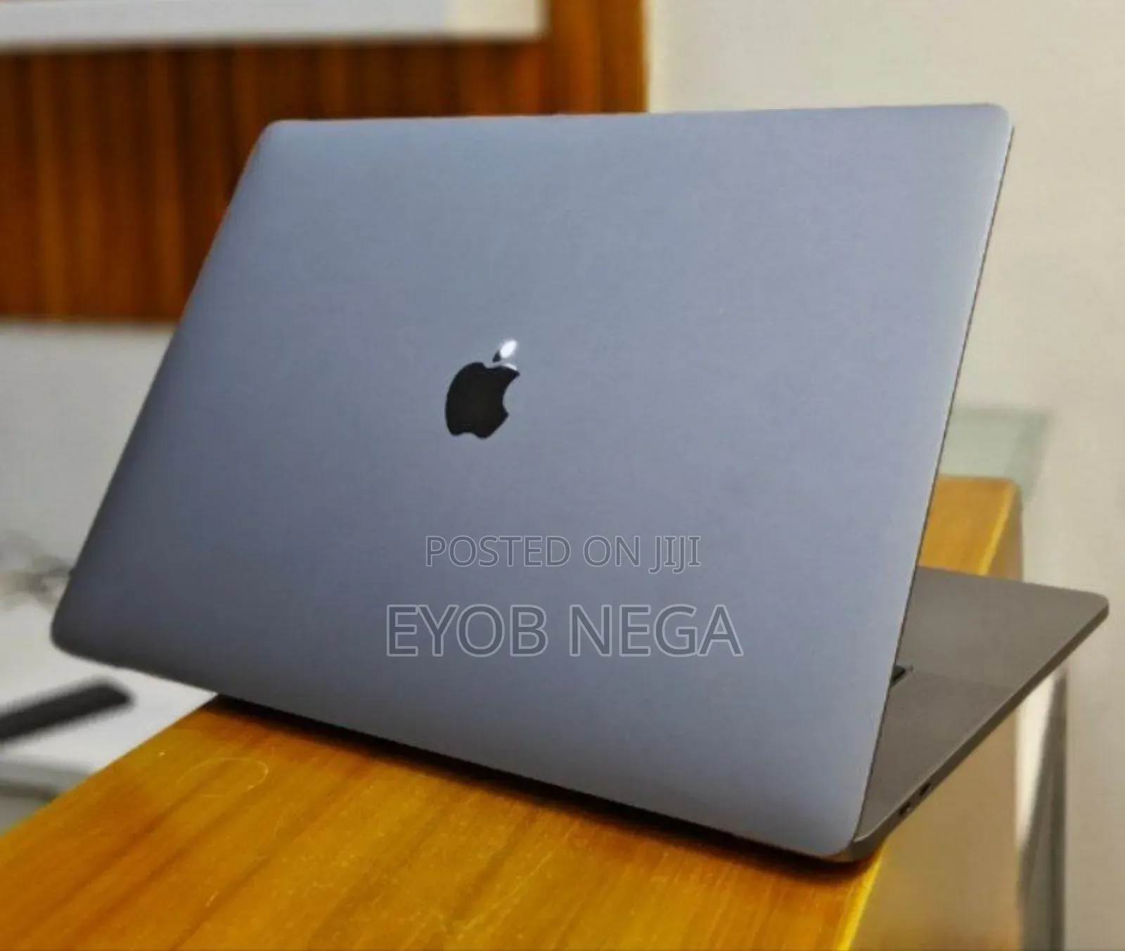 New Laptop Apple MacBook Pro 2019 16GB Intel Core i7 SSD 512GB