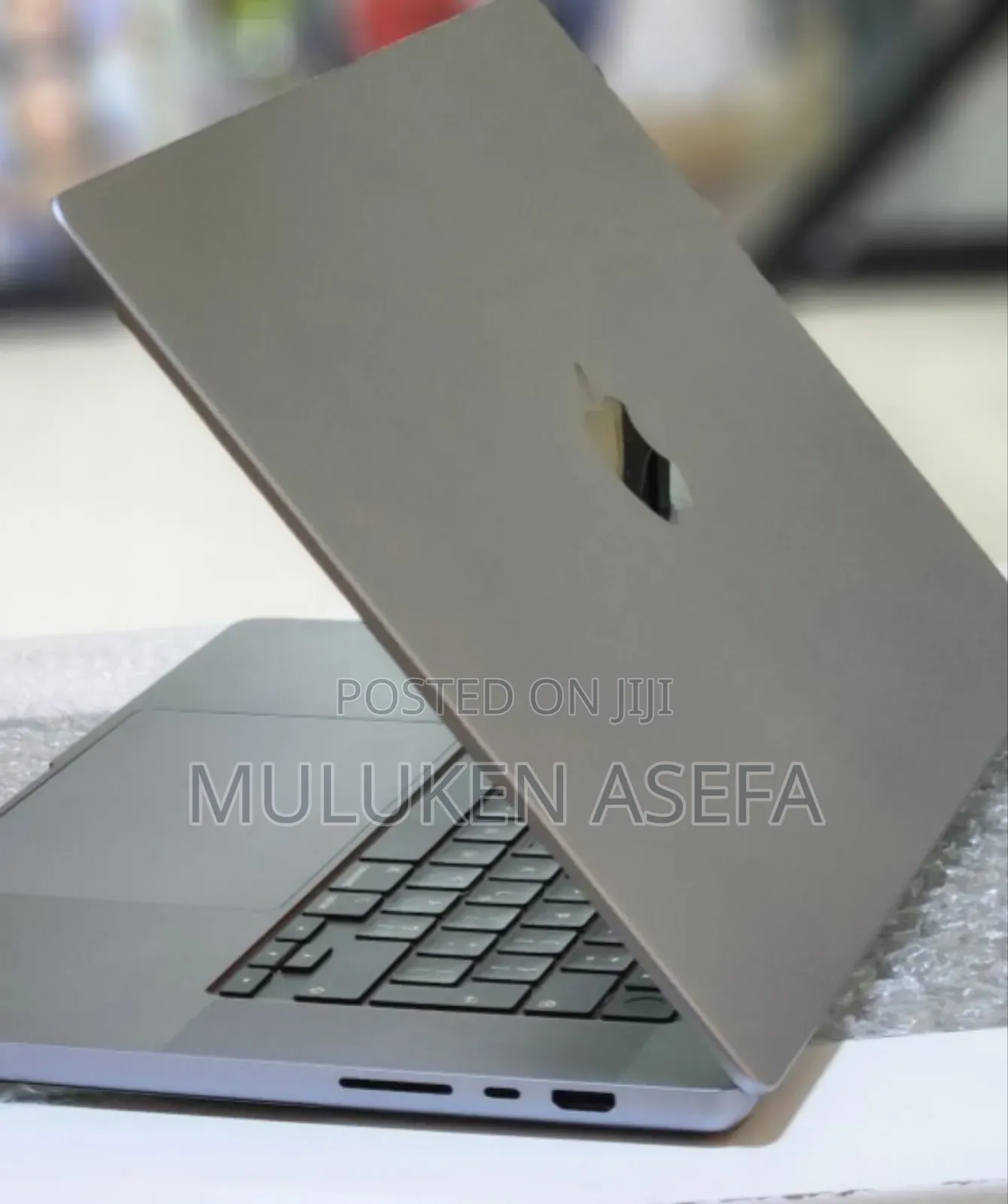 New Laptop Apple MacBook Pro 2021 M1 32GB Apple M1 Max SSD 512GB