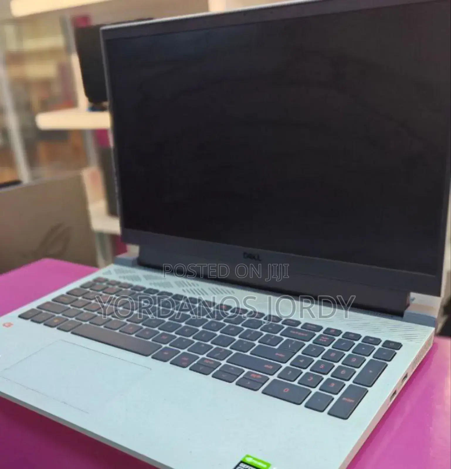 New Laptop Dell G15 5511 16GB AMD Ryzen 7 SSD 512GB