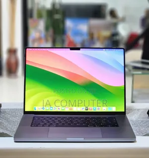 New Laptop Apple MacBook Pro M1 32GB Apple M1 Pro SSD 512GB