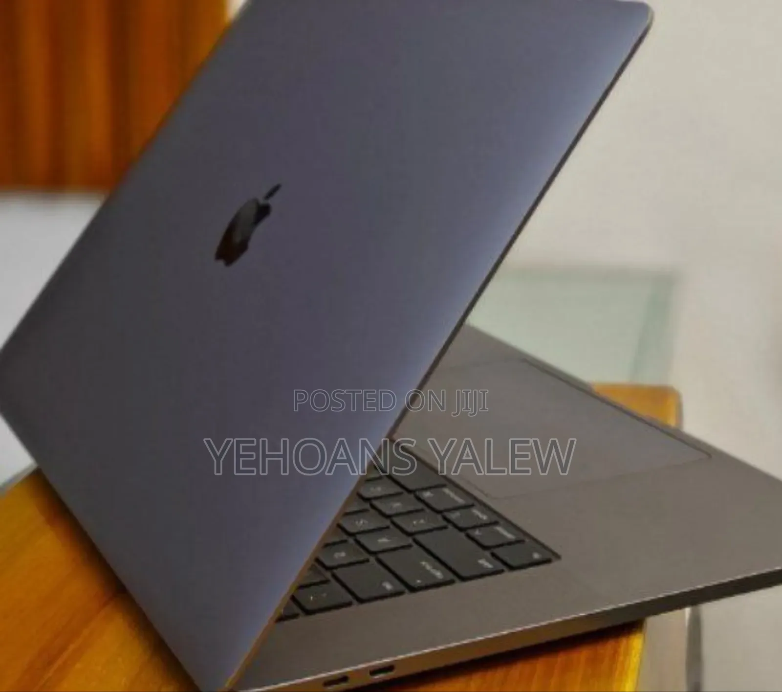 New Laptop Apple MacBook Pro 2019 32GB Intel Core I9 SSD 512GB