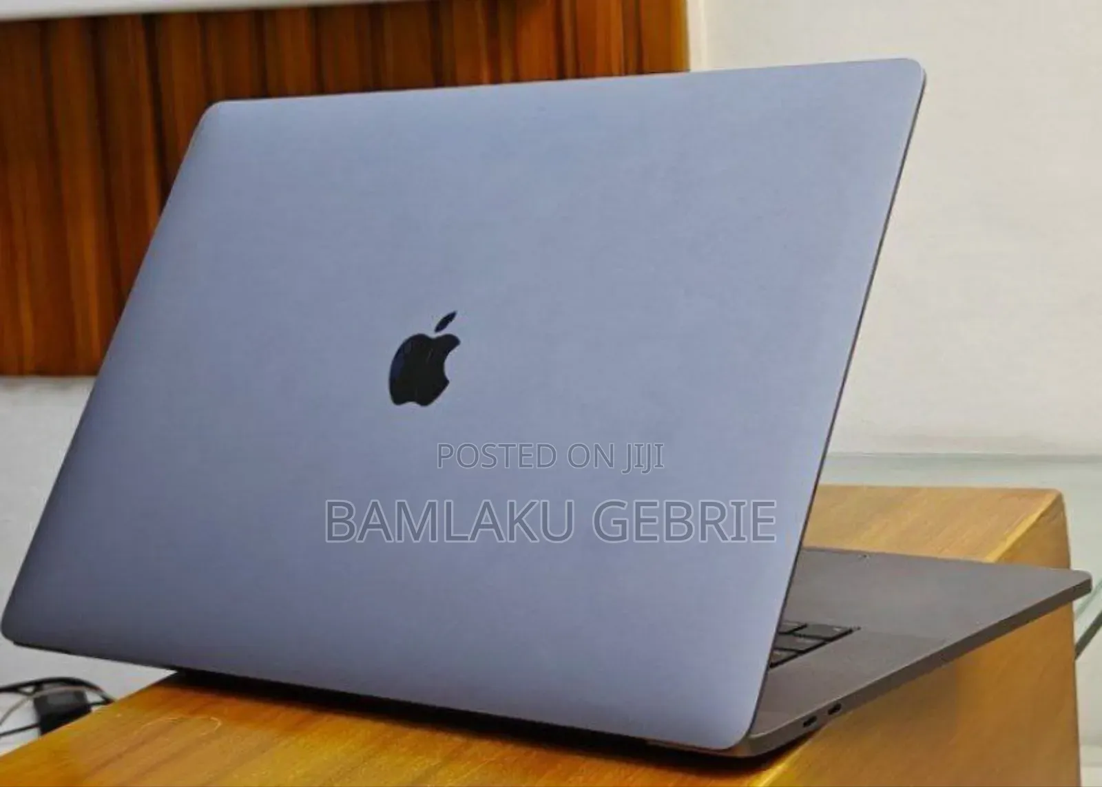 New Laptop Apple MacBook Pro 2019 16GB Intel Core I7 SSD 512GB