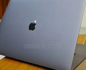 New Laptop Apple MacBook Pro 2019 16GB Intel Core I7 SSD 512GB