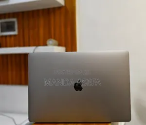 New Laptop Apple MacBook Pro 2019 32GB Intel Core I9 SSD 512GB