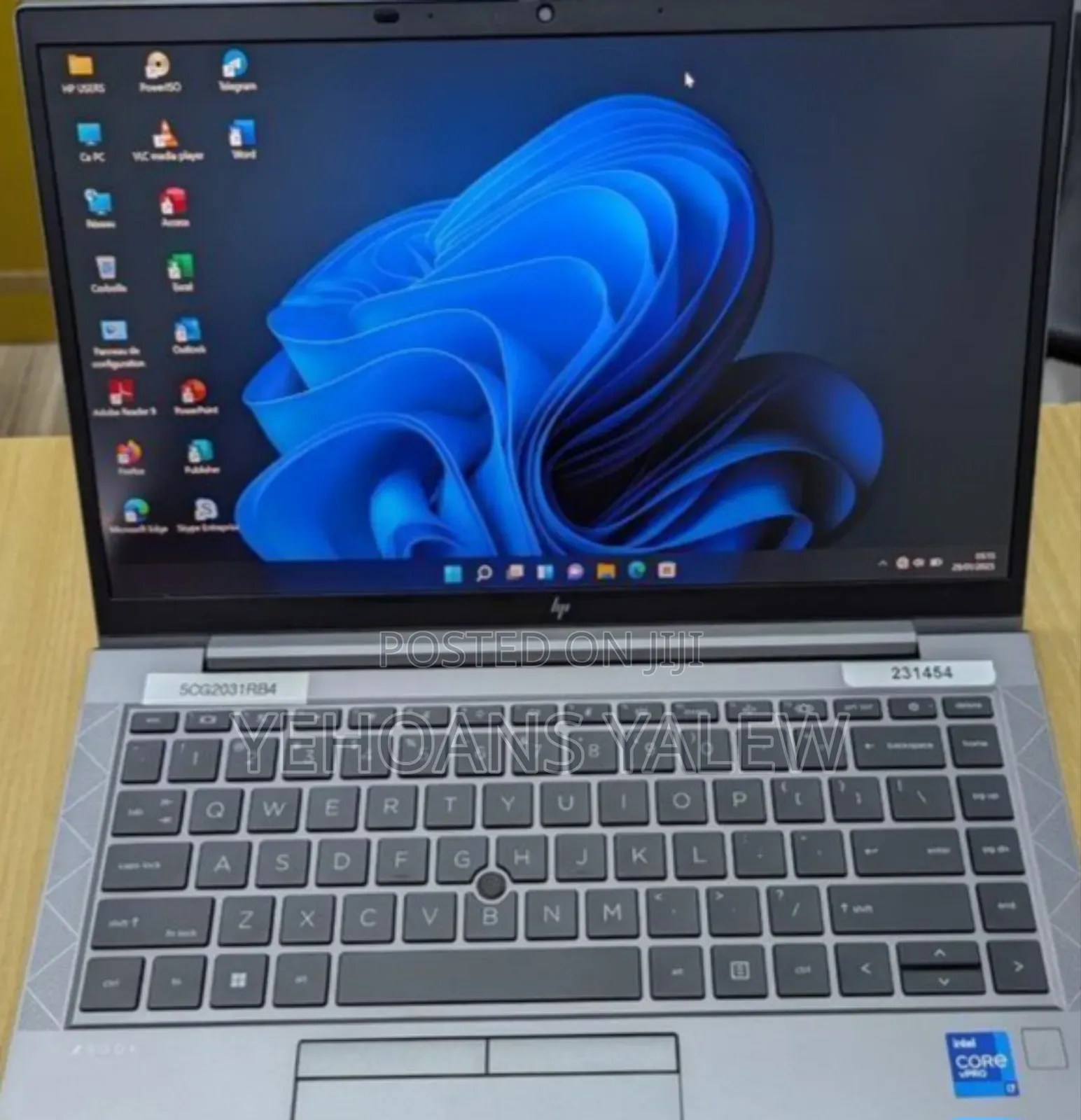 New Laptop HP ZBook Firefly G8 16GB Intel Core I7 SSD 512GB