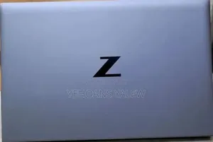 New Laptop HP ZBook Firefly G8 16GB Intel Core I7 SSD 512GB