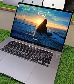 New Laptop Apple MacBook Pro 2019 32GB Intel Core I9 SSD 512GB