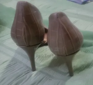 Brand Sohes for Ladies 36