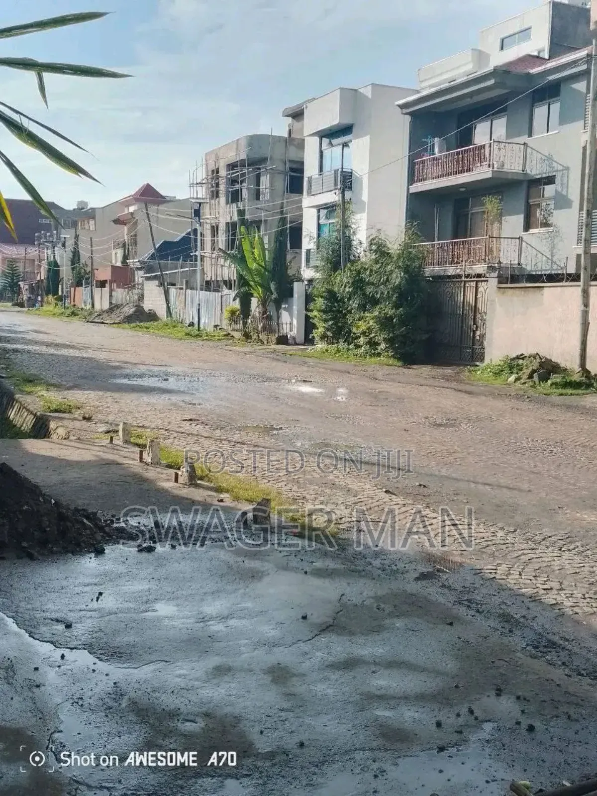 10bdrm Townhouse/Terrace in ለገ ጣፎ, Yeka for sale