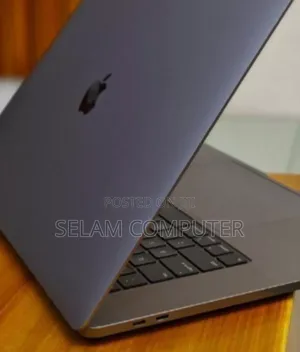 New Laptop Apple MacBook Pro 2019 32GB Intel Core I9 SSD 512GB