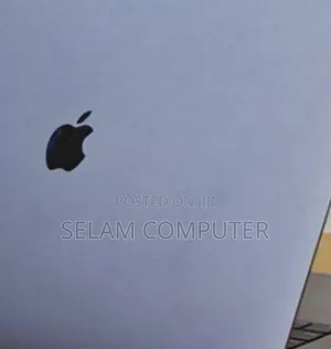 New Laptop Apple MacBook Pro 2019 16GB Intel Core I7 SSD 512GB