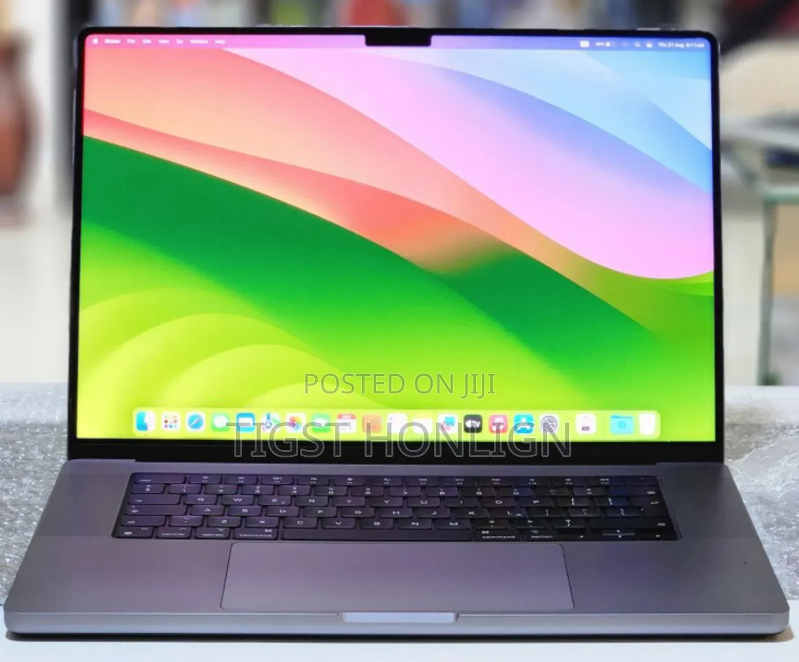 New Laptop Apple MacBook Pro 2020 M1 32GB Apple M1 Max SSD 512GB