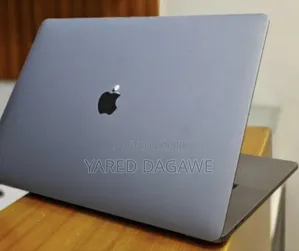 New Laptop Apple MacBook Pro 2019 16GB Intel Core I7 SSD 512GB