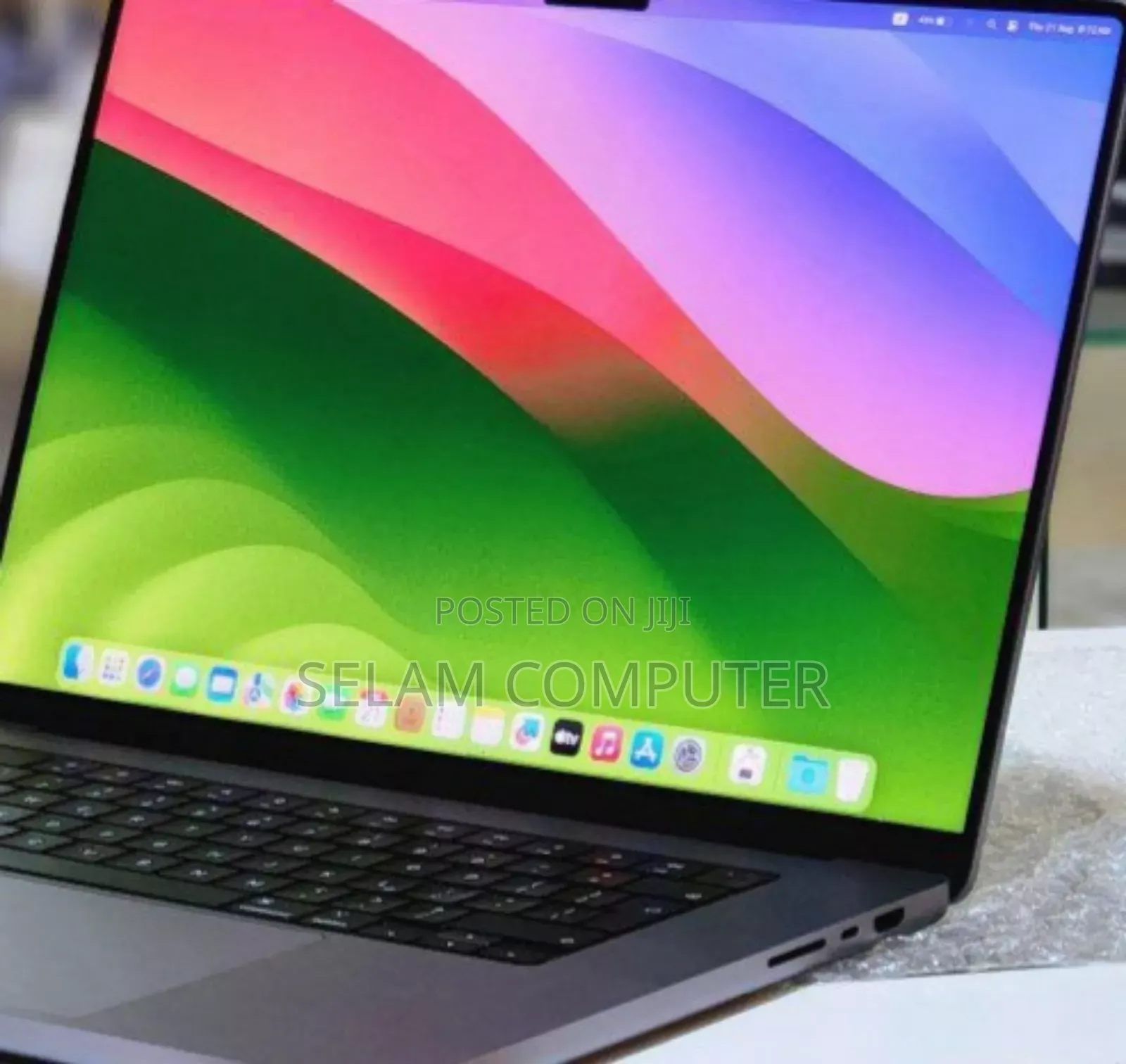 New Laptop Apple MacBook Pro M1 32GB Apple M1 Max SSD 512GB