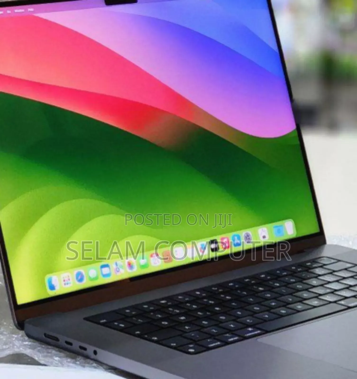 New Laptop Apple MacBook Pro M1 32GB Apple M1 Max SSD 512GB