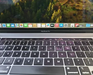 New Laptop Apple MacBook Pro 2019 32GB Intel Core I9 SSD 512GB