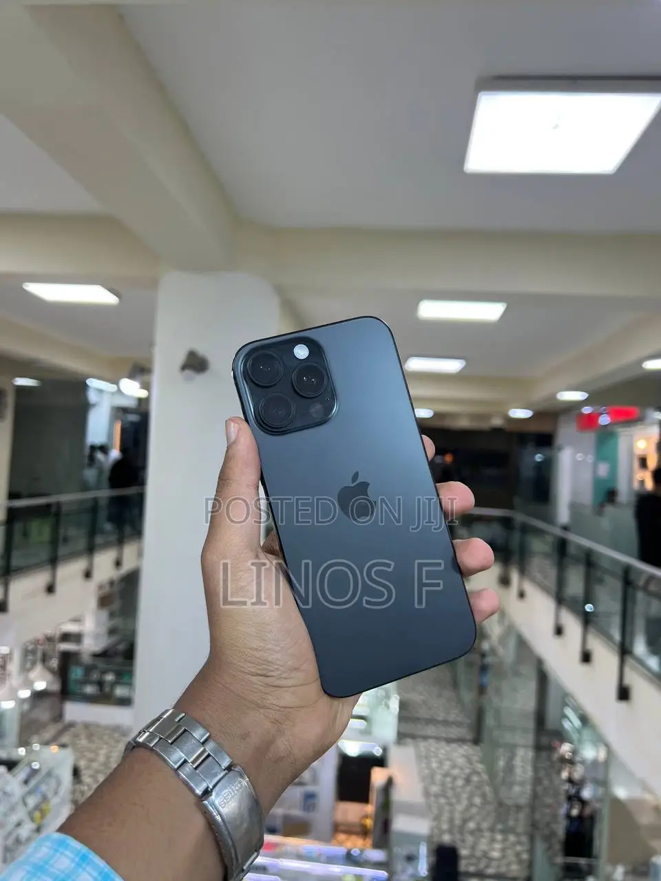 New Apple iPhone 16 Pro Max 256 GB Black