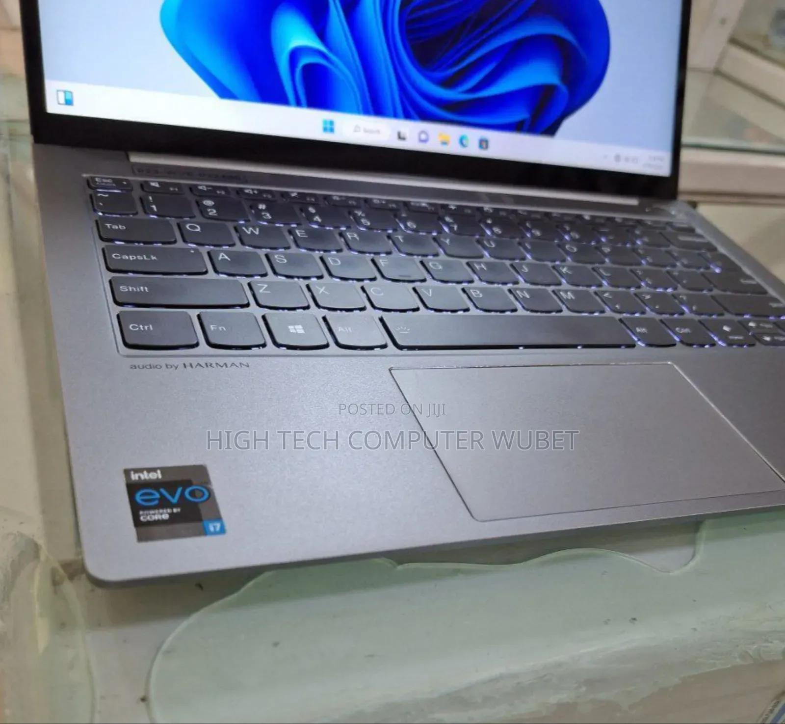 New Laptop Lenovo ThinkPad Yoga 16GB Intel Core I5 SSD 512GB