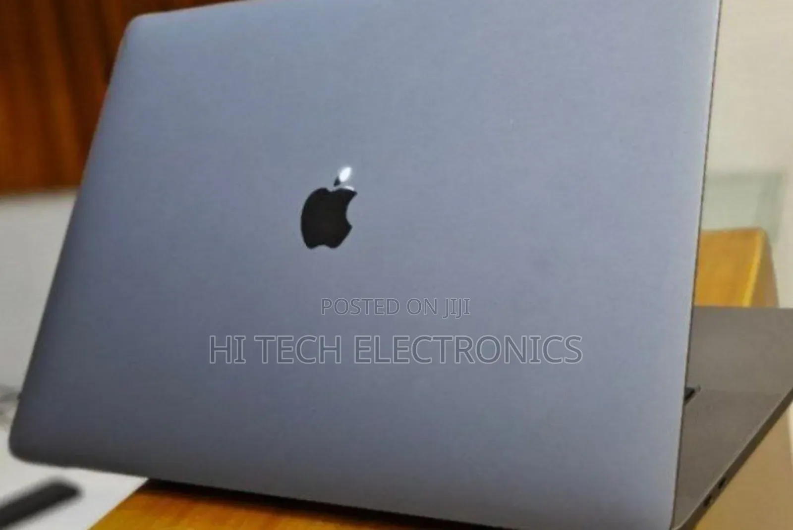 New Laptop Apple MacBook Pro 2019 16GB Intel Core I7 SSD 512GB