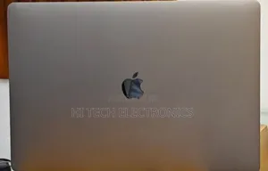 New Laptop Apple MacBook Pro 2019 16GB Intel Core I7 SSD 512GB