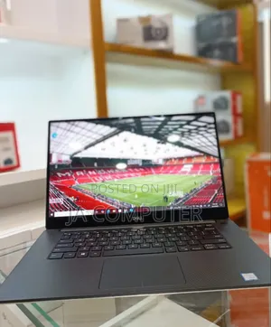 Photo - New Laptop Dell Precision 5540 32GB Intel Core I9 SSD 1T