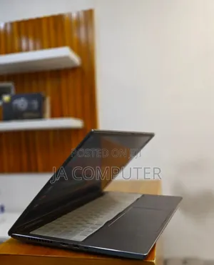 New Laptop Dell Inspiron 15 16GB Intel Core I7 SSD 512GB