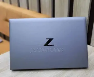 New Laptop HP ZBook Firefly G8 16GB Intel Core I7 SSD 512GB