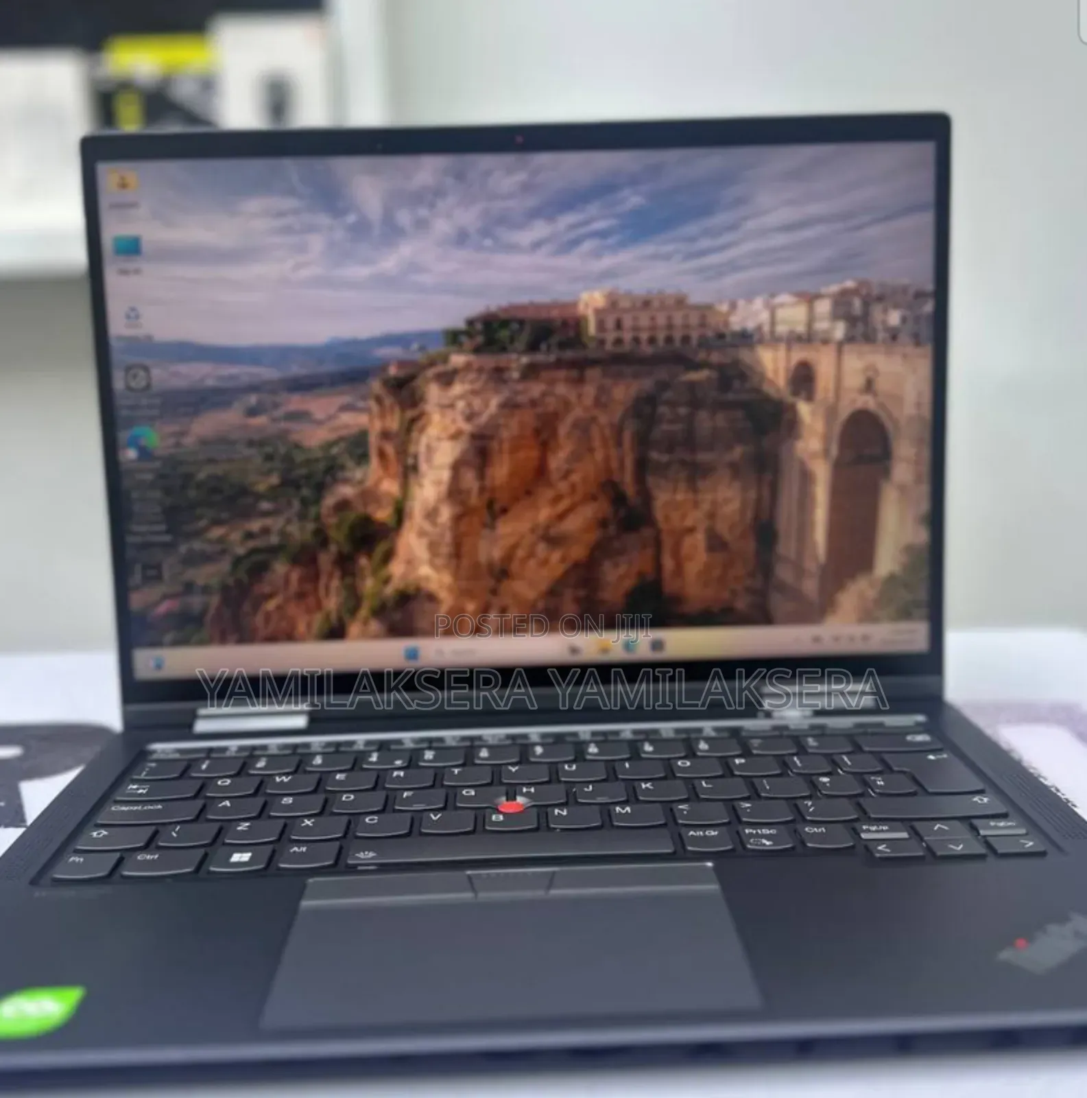 New Laptop Lenovo Thinkpad X1 Yoga 32GB Intel Core I7 SSD 512GB