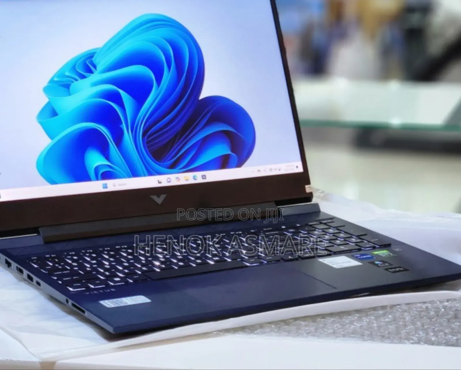 New Laptop Motile 16GB Intel Core I7 SSD 512GB